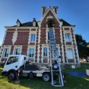 Service de location de monte meubles à Lille